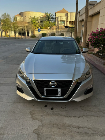 Riyadh, Vehicles, Cars & Trucks , SAR 55000,  Nissan Altima,  2020,  Automatic,  199270 KM,