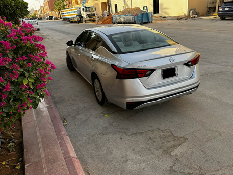 Riyadh, Vehicles, Cars & Trucks , SAR 55000,  Nissan Altima,  2020,  Automatic,  199270 KM,