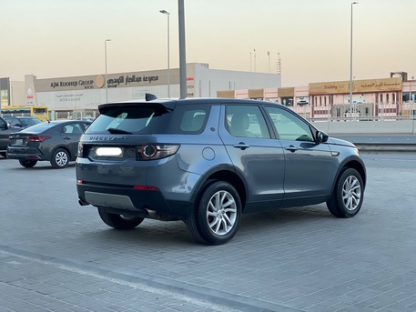 Manama, Vehicles, Cars & Trucks , BHD 5850,  Land Rover Discovery Sport,  2018,  Automatic,  88300 KM,    (Blue)