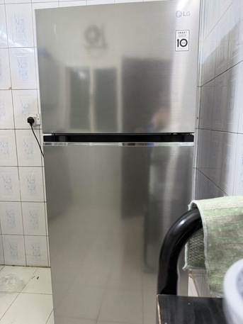 Umm Al Hassam, Appliances, BHD 80,  LG Refrigerator For Sale