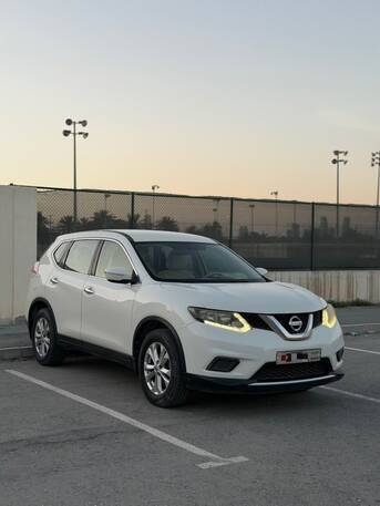 Zinj, Vehicles, Cars & Trucks , BHD 3500,  Nissan X-Trail,  2016,  Automatic,  155000 KM,    For Sale | Good Condition