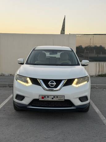 Zinj, Vehicles, Cars & Trucks , BHD 3500,  Nissan X-Trail,  2016,  Automatic,  155000 KM,    For Sale | Good Condition