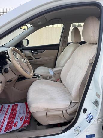 Zinj, Vehicles, Cars & Trucks , BHD 3500,  Nissan X-Trail,  2016,  Automatic,  155000 KM,    For Sale | Good Condition