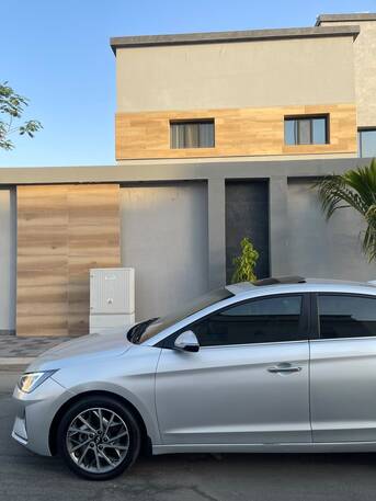 Jeddah, Vehicles, Cars & Trucks , SAR 37,  Hyundai Elantra,  2019,  Automatic,  200 KM,