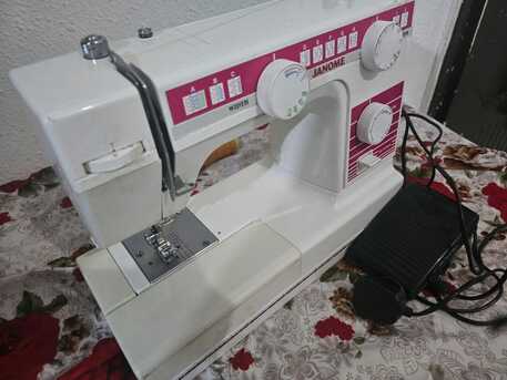 Al Aziziyah, Electronics, SAR 150,  Sewing Machine