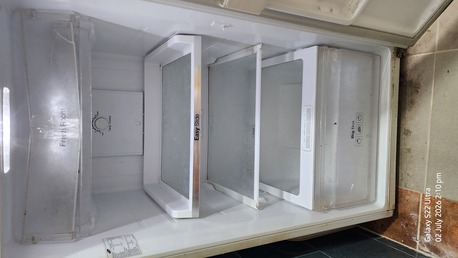 Abha, Appliances, SAR 550,  Samsung Refrigerator (322L) - Excellent Condition - Digital Inverter |  ثلاجة سامسونج 322