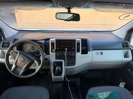 Riyadh, Vehicles, Cars & Trucks , SAR 9000,  Toyota 1000,  2023,  Automatic,  500 KM,  HIACE For RENT