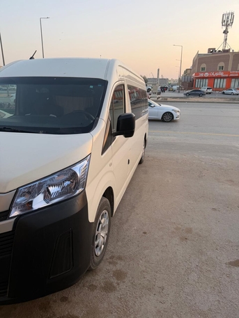 Riyadh, Vehicles, Cars & Trucks , SAR 9000,  Toyota 1000,  2023,  Automatic,  500 KM,  HIACE For RENT