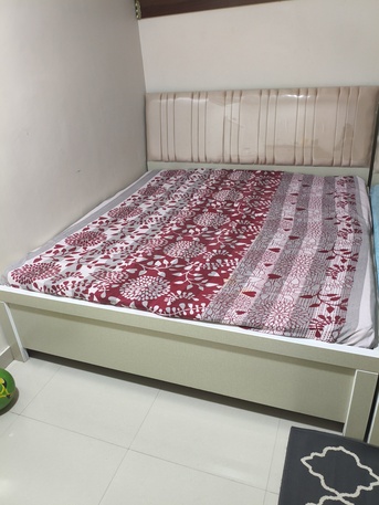Dammam, Electronics, SAR 850,  Double Bed And Automatic Washing Machine Sell
