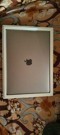 East Riffa, Computers, BHD 215,  MacBook Pro 13-inch (2020)