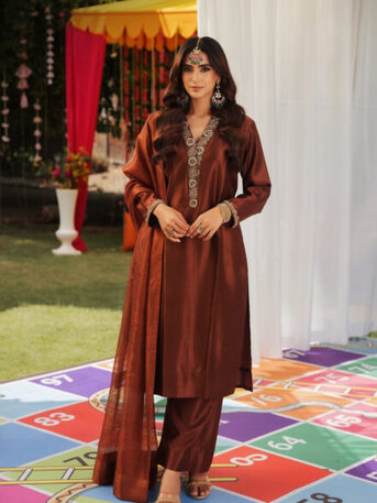 Karachi, Fashion & Design, Eqraash | Unstitched, Pret, Embroidered Dresses & Bridal Wear In Pakistan