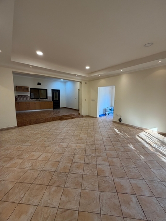 Sanad, Villas, BHD 450,  For Rent: A Luxurious Corner Villa In Sanad