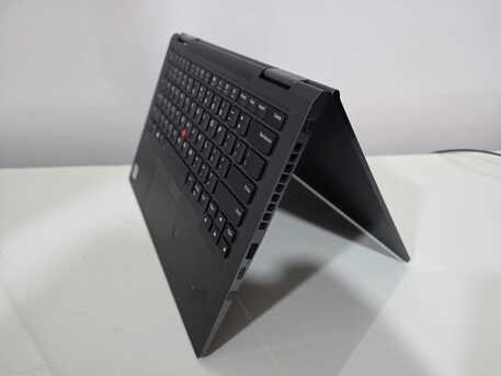 Jeddah, Household Items, SAR 1800,  Lenovo X1 Yoga / Premium Laptop