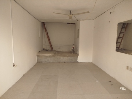 Riffa, Shops, BHD 100,  1Shutter Shop For Rent In Riffa -((( Hajiyet)))