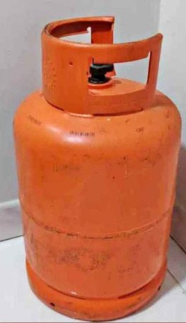 Dammam, Household Items, SAR 1000,  Kitchen Items And Furniture For Sale