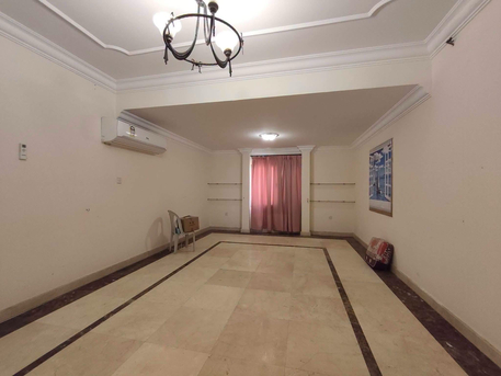 Juffair, Apartments, Flats, Houses & Villas, BHD 800,  6 BR,  Juffair:- Premium 8BHK Triplex Semi-Furnished Compound Villa For Rent  Rent: BD 800