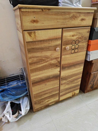 Al Wizarat, Furniture, SAR 250,  Side Double Table, Shoe Cabinet, 2 Pcs Foldable Partition, Standing Mirror Whole Body