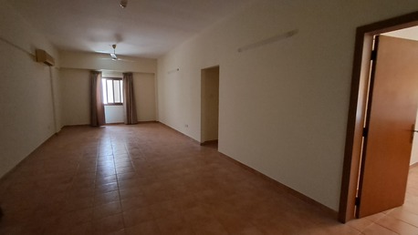 Tubli, Apartments, Flats, Houses & Villas, BHD 200/month,  2 BR,  Flat For Rent In Tubli Without Electricity