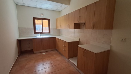 Tubli, Apartments, Flats, Houses & Villas, BHD 200/month,  2 BR,  Flat For Rent In Tubli Without Electricity
