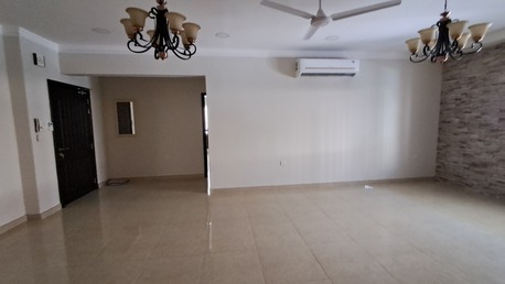 Tubli, Apartments, Flats, Houses & Villas, BHD 300/month,  3 BR,  Flat For Rent In Tubli Without EWA