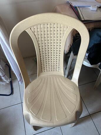 Bilad Al Qadeem, Furniture, BHD 4,  Chairs For Sale