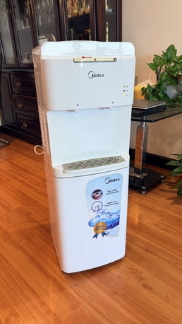 Manama, Household Items, BHD 15,  Midea Water Dispenser For Sale