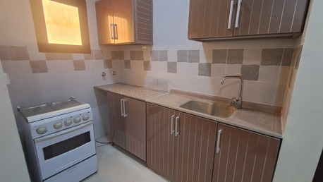 Tubli, Apartments, Flats, Houses & Villas, BHD 225/month,  Furnished,  2 BR,  Flat For Rent In Tubli With Electricity