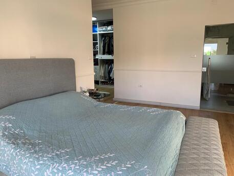Amman, Apartments, Flats, Houses & Villas, JOD 24000/year,  3 BR,  Semi Furnished 3B Apart With Baconly In 5 Circle 00962777688956