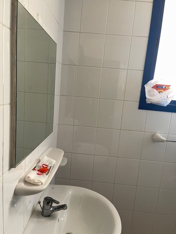 Adliya, Rooms for Rent, BHD 120/month,  Furnished,  Furnished Room Available For Rent In Adliya Very Posh Area  Where Everything  Is Nearby.