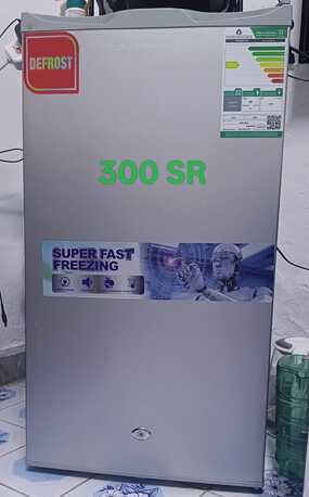 Jeddah, Household Items, SAR 1,  Sale Of Fridge, Airconditioner, LCD, Computer Table And Other Items