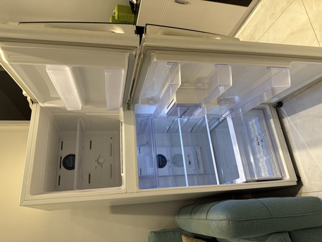 Jeddah, Electronics, SAR 600,  Samsung Refrigerator (Medium Size)