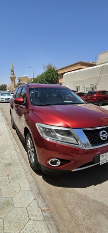 Al Malaz, Vehicles, Cars & Trucks , SAR 42000,  Nissan Pathfinder,  2016,  Automatic,  200000 KM,