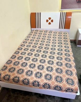 Dammam, Furniture, SAR 550,  2 Single Branded Bed Without Matress 1 Side Table