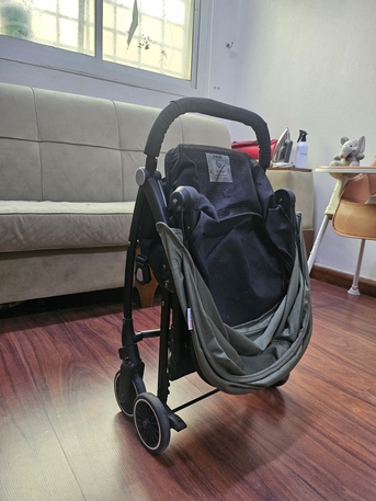 Riyadh, Baby & Kid Stuff, SAR 150,  Baby Stroller And High Chair For Sale