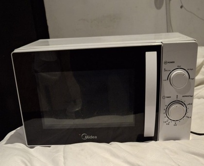 Muharraq, Electronics, BHD 15,  Microwave Oven For Sale