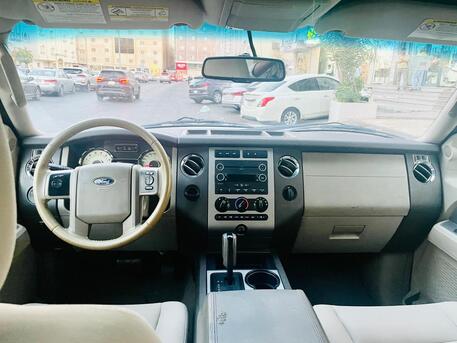 Jeddah, Vehicles, Cars & Trucks , SAR 30000,  Ford Expedition 2011,  2011,  Automatic,  382000 KM,   For Sale &ndash; 38,0000 Km &ndash; Well Maintained