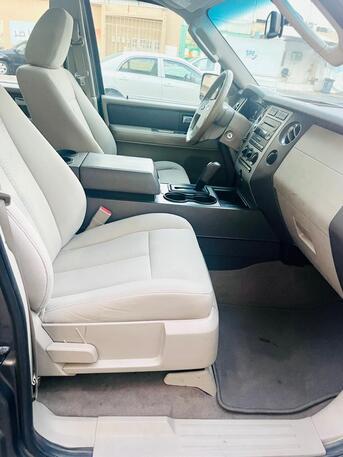 Jeddah, Vehicles, Cars & Trucks , SAR 30000,  Ford Expedition 2011,  2011,  Automatic,  382000 KM,   For Sale &ndash; 38,0000 Km &ndash; Well Maintained