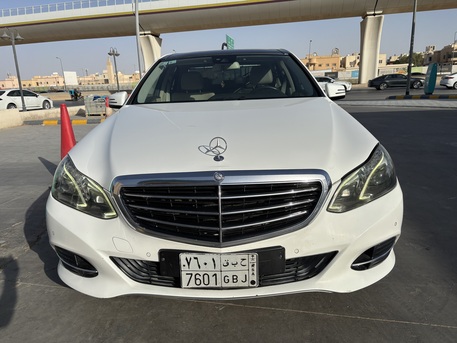Riyadh, Vehicles, Cars & Trucks , SAR 40000,  Mercedes-Benz 200,  2014,  Automatic,  250 KM,  For Sale Mercedes Benz E200