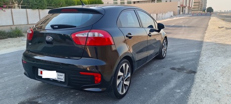 Juffair, Vehicles, Cars & Trucks , BHD 2250,  Kia Rio Hatchback,  2016,  Automatic,  140500 KM,  Cute Nice Car, Clean And Neat, Lady Used, Full Option ! Sun-roof, Alloy Wheels Etc.