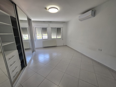 Amman, Apartments, Flats, Houses & Villas, JOD 22000/year,  4 BR,  Villa Semi Furnished 4B With Baconly, Back Yard , Terrace In Der Ghbar 00962777688956