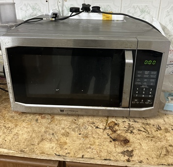 Yanbu, Appliances, SAR 550,  Automatic Washing Machine And Microwave For Sale