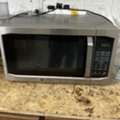 SAR 550,  Automatic Washing Machine And Microwave For Sale