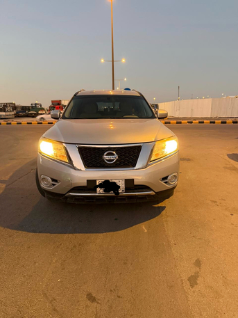Al Malaz, Vehicles, Cars & Trucks , SAR 28500,  Nissan Pathfinder,  2016,  Automatic,  26000 KM,