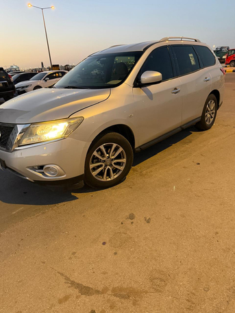 Al Malaz, Vehicles, Cars & Trucks , SAR 28500,  Nissan Pathfinder,  2016,  Automatic,  26000 KM,