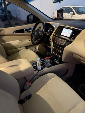 Al Malaz, Vehicles, Cars & Trucks , SAR 28500,  Nissan Pathfinder,  2016,  Automatic,  26000 KM,