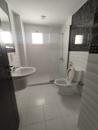 Juffair, Apartments, Flats, Houses & Villas, BHD 320/year,  2 BR,  Gorgeous Fully Furnished Flat 2 Bhk At Juffair Near Juffair Square Just For 320 Bhd