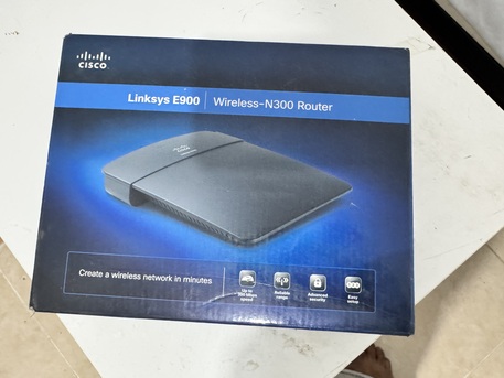 Jeddah, Computers, SAR 25,  Used Linksys E900 Wireless-N300 Router For Sale - SAR 25 Only