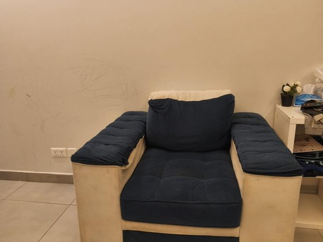 Madinat Al Ummal, Free Items, 6 Seater Sofa