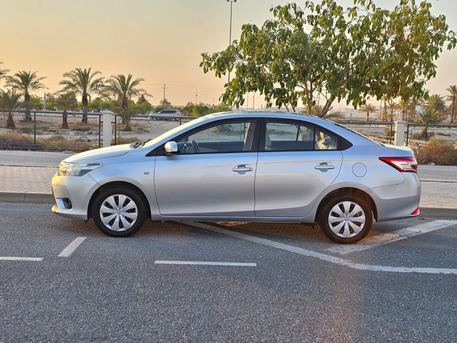 Riffa, Vehicles, Cars & Trucks , BHD 2850,  Toyota Yaris,  2017,  Automatic,  770000 KM,    - Original Paint - 77K KM Only - Pass & Insr 31st March 27 - 2850 BD