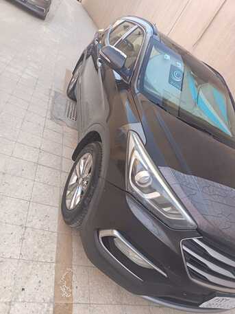 Riyadh, Vehicles, Cars & Trucks , SAR 45000,  Hyundai Santa Fe,  2016,  Automatic,  334000 KM,  Very Neat & Clean Car